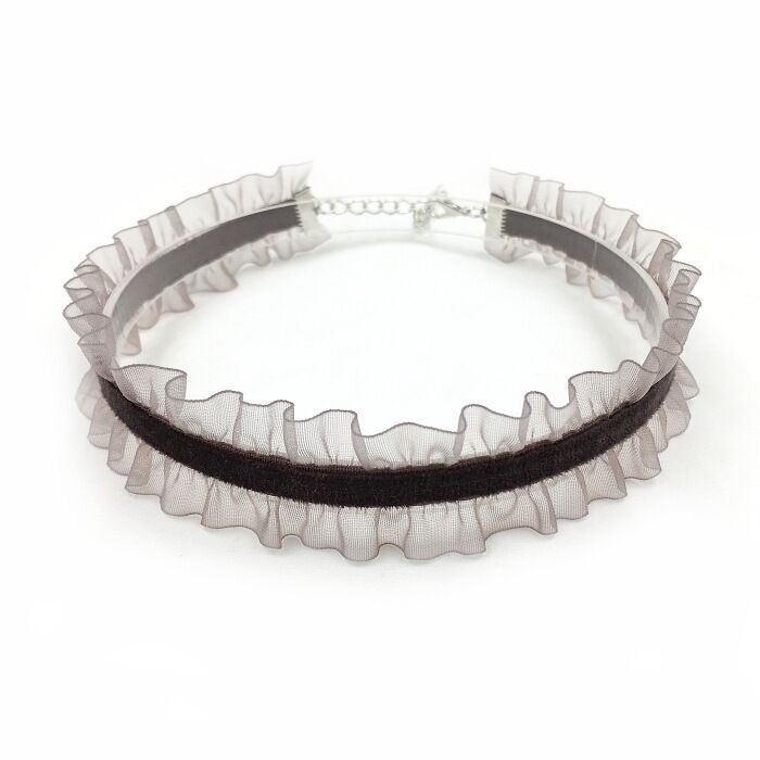 Gothic Features Multi-layered Crystal Lace Necklace