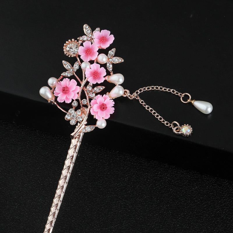 Bride's Vintage Tassel Classic Hairpin