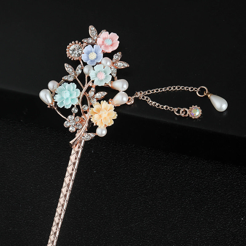 Bride's Vintage Tassel Classic Hairpin