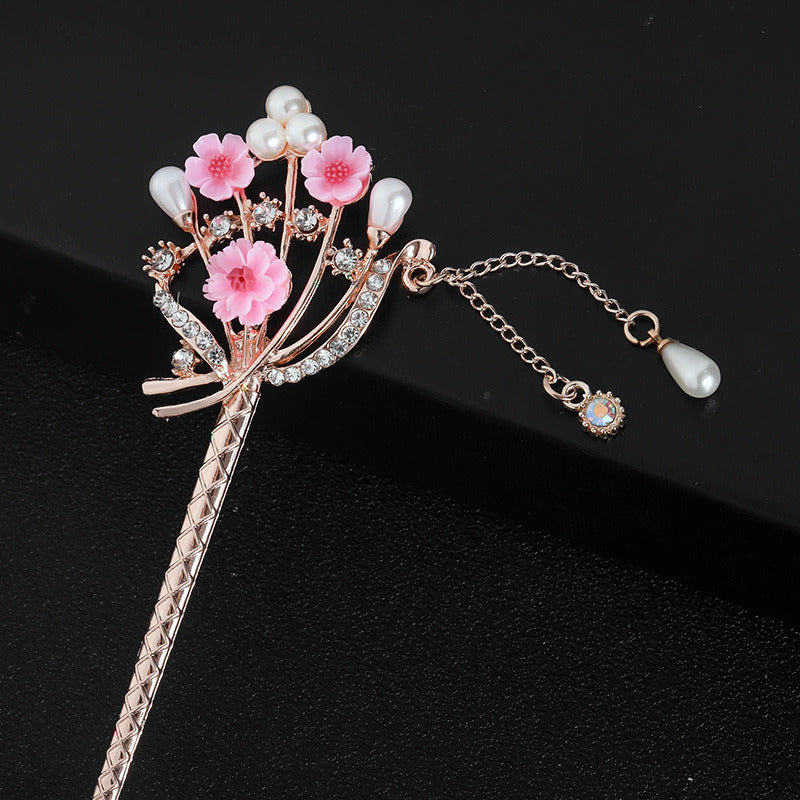 Bride's Vintage Tassel Classic Hairpin