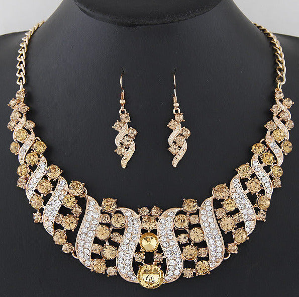 Metal Spiral Diamond Necklace Earring Set