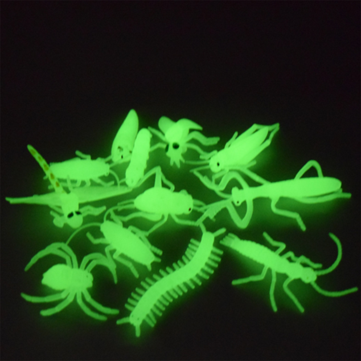 Hotaden 12pcs Luminous Insect Model Soft Spider Insect Night Glow Worms Toy Joke Gag
