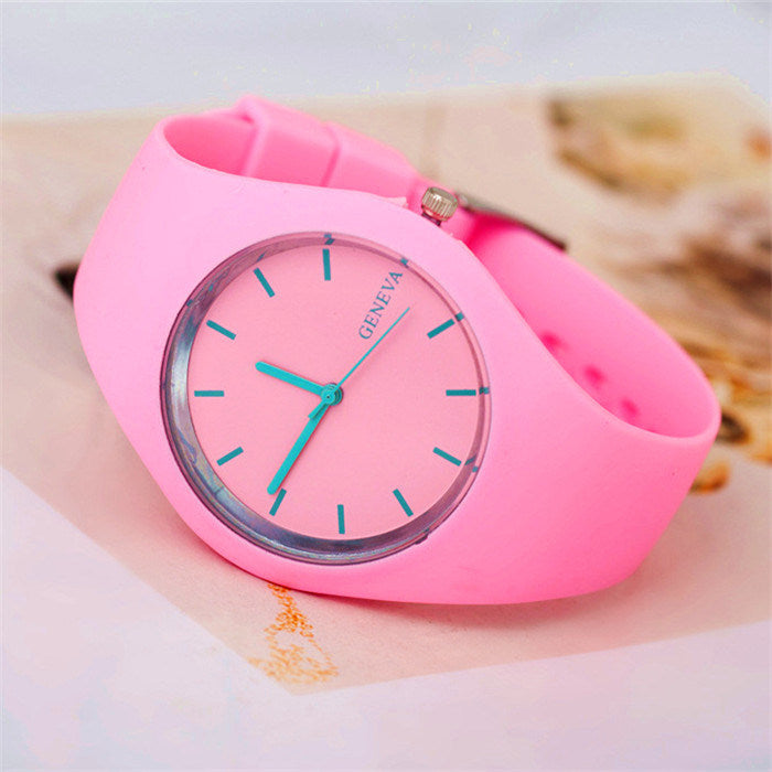 2020 Geneva Women Sport Watches Cream Color Ultra-thin Fashion Gift Silicone Strap Leisure Watch Women Women's Jelly Watches