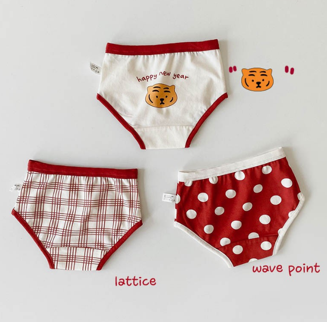 children's underwear. Cotton + fiber, girls triangle / flat horn underwear, boys flat horn / triangle underwear, three mixed wear, S/M / L / XL, 95-135cm height, 2-6 years old, class A