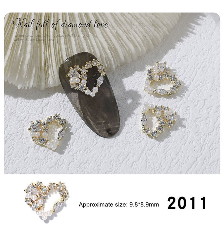 1 piece 2021 New Nail Art Love Diamond Jewelry Net Red Hot Japanese Super Flash Heart-shaped Zircon Nail Decorative Diamond Accessories