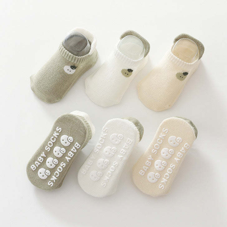 Kid Embroidered Pattern Color Matching Design Non-Slip Socks 1 Lot =3 Pairs