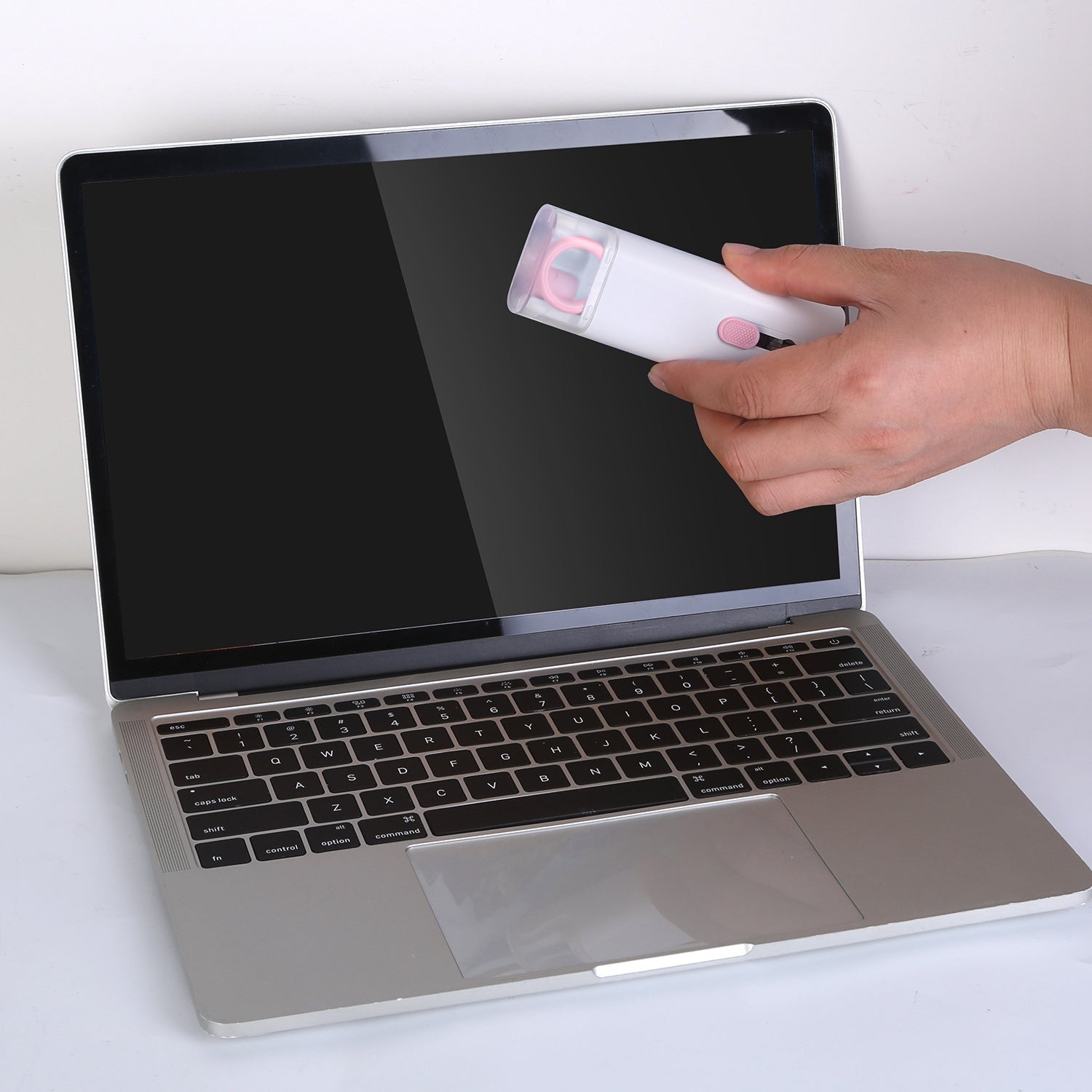 7 in 1 Laptop Keyboard Dust Cleaner Brush Set Earbud Cleaning Pen Electronics Dust Remover with Key Puller Multifunctional Cleaning Tool for PC Tablet