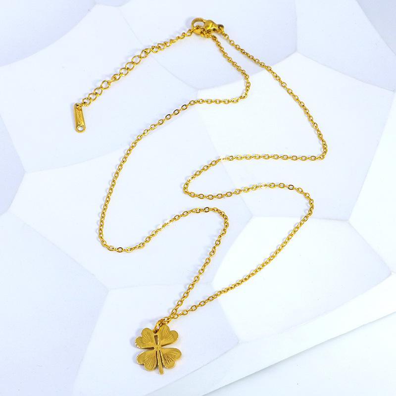 2023 new fashion lucky love four-leaf clover necklace female collarbone chain net red senior sense titanium steel does not lose color