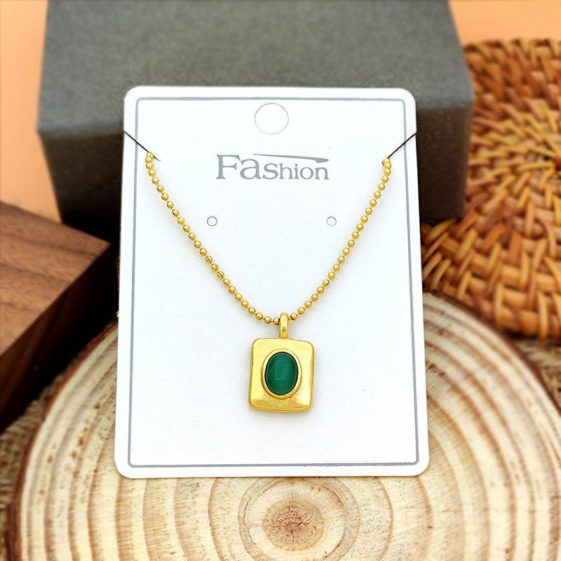 Europe and the United States ins court style autumn and winter new light luxury oval white stone necklace titanium steel plated 18 gold necklace jewelry wholesale