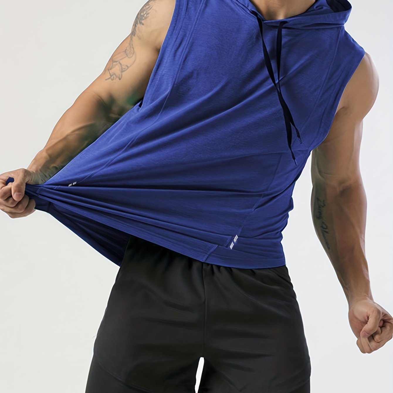 Sleek Reflective Hooded Vest Ultimate Activewear for Gym