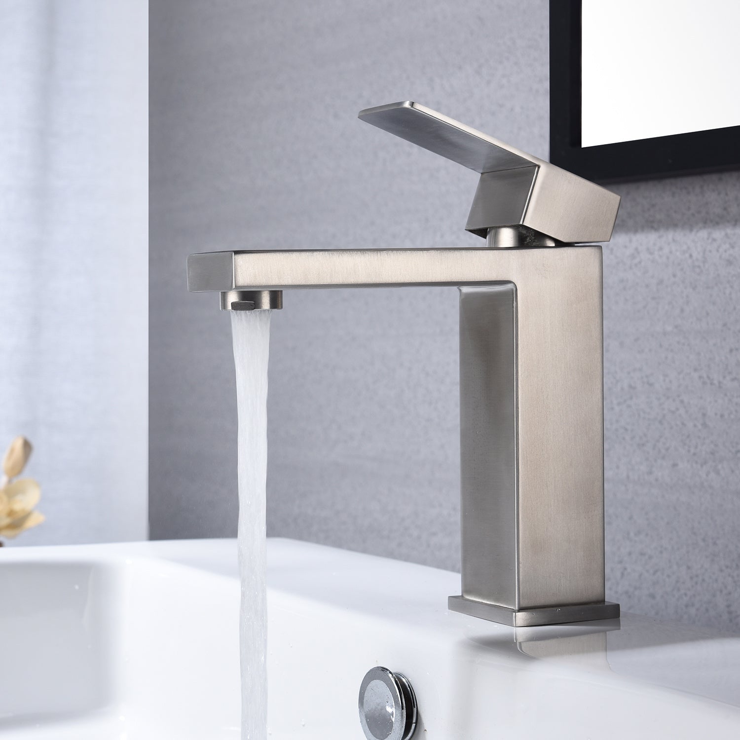 Bathroom sink faucet single handle single hole washbasin faucet