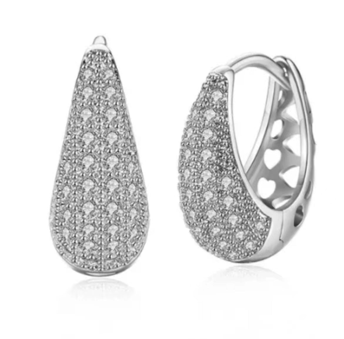 New Arrival Gold Plated Earrings for Women Cute Style Hyperbole Desig Hoop Earrings Classic Female Accessories Timeless Style Earring