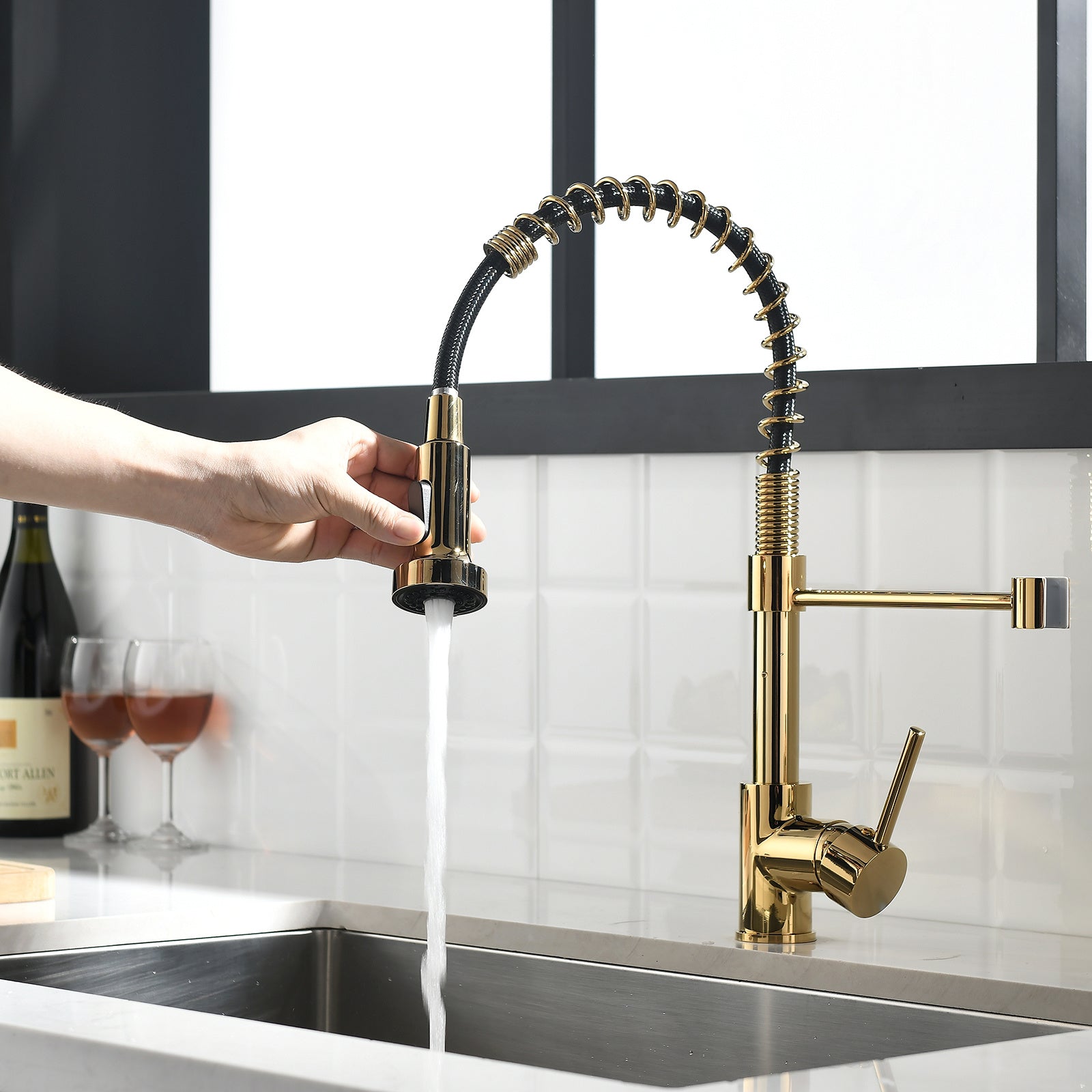 Commercial Black and Gold Kitchen Faucet with Pull Down Sprayer, Single Handle Single Lever Kitchen Sink Faucet