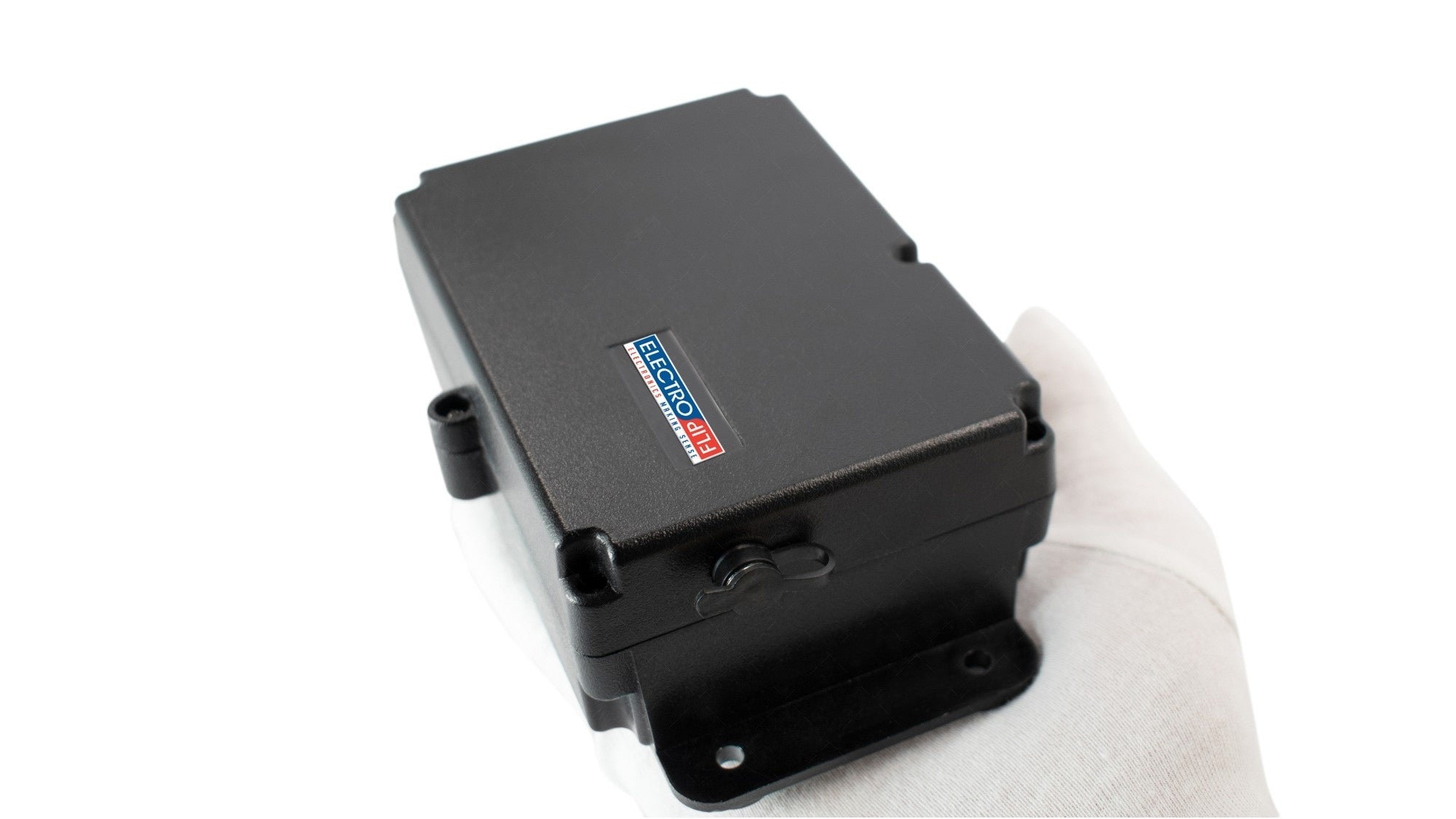 Easily Monitor Freight w/ Real-time Tracker - iTrackLTE BOLD GPS Tracker