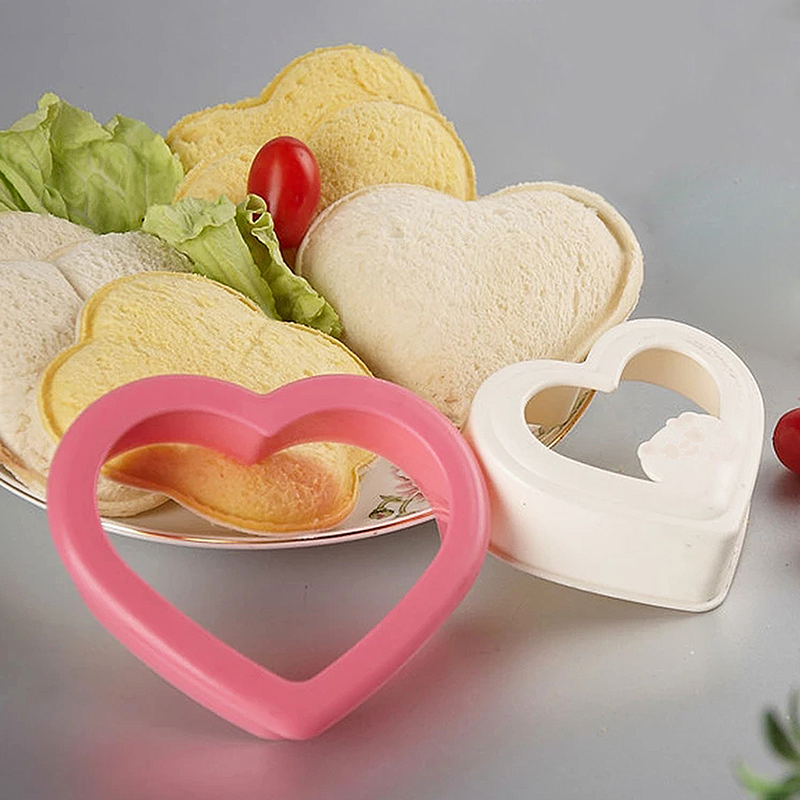 1pc Heart Sandwich Cutter And Sealer, Decruster Bread Sandwich Maker Cutters Make, DIY Pocket Sandwiches Mold Square Shape, Decruster Sandwich Maker For Kids, Family Kitchen Tools