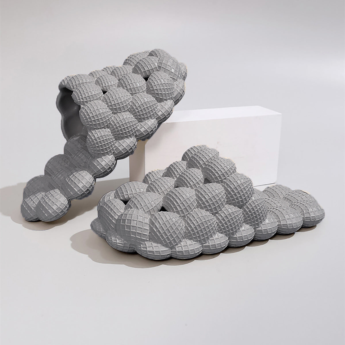 Women's Solid Ultra Cushioned Bubble Slides; Bubble Slippers