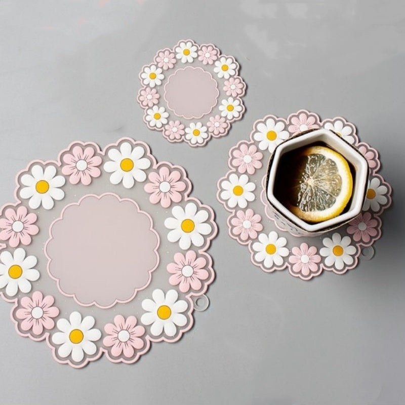 3pcs/set Silicone Round Placemats; Daisy Flower Shape Heat Resistant Trivets Pot Holder Mats; Cup Potholders; Pot Holders; Non-Slip Insulation Hot Pads For Kitchen