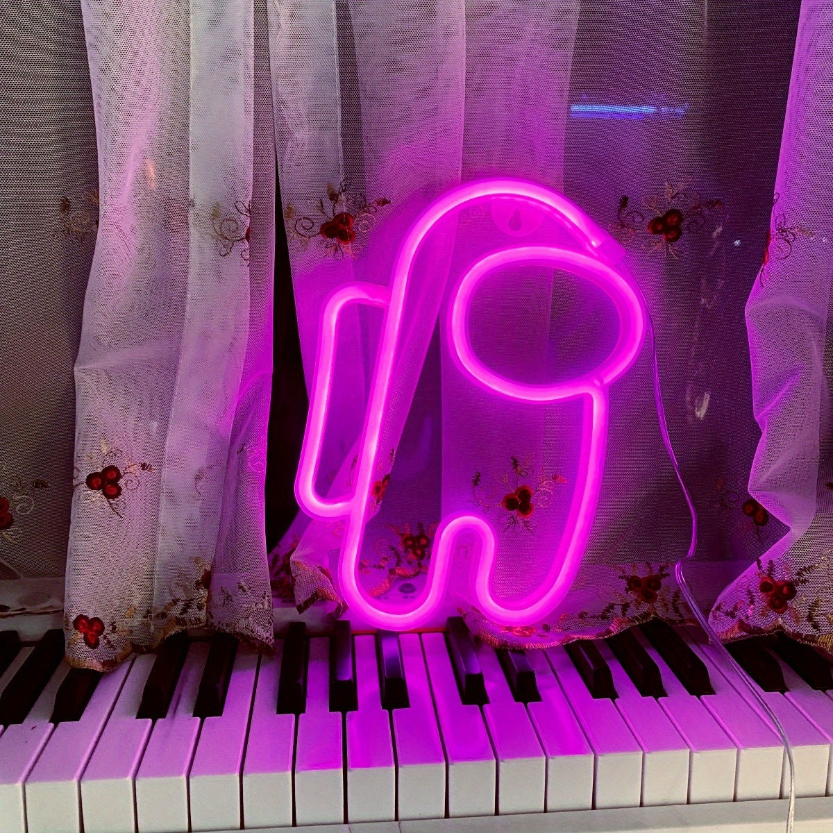 1pc, Neon Sign Space Man Shape Lamp, Size 9.8x6.8in(about 25x17.5cm) For Wall Decoration,USB Or Battery Powered LED Space Man Neon Sign Suitable For Bedroom