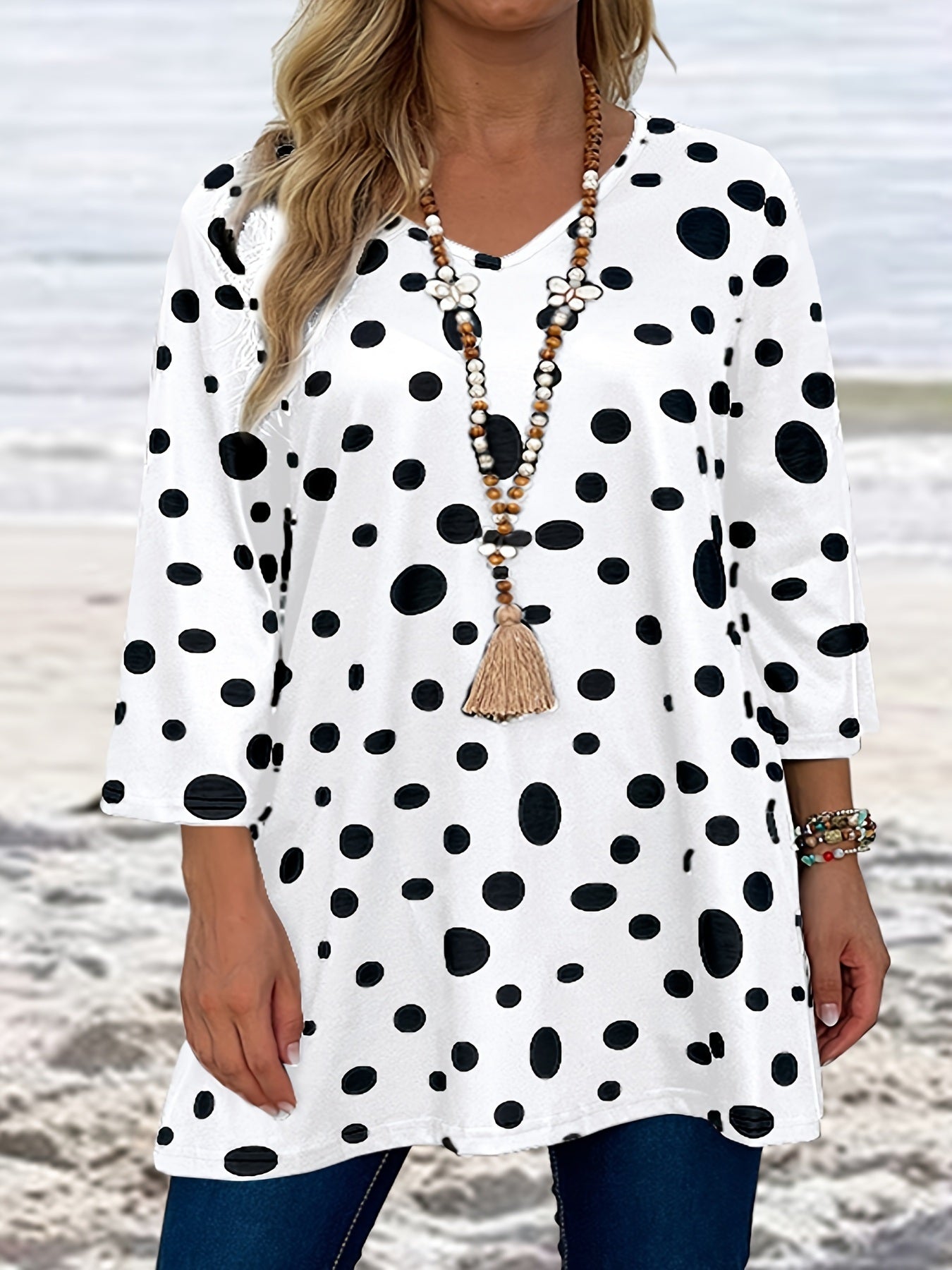 Plus Size Casual Top; Women's Plus Polka Dot Print Half Sleeve V Neck Slight Stretch T-shirt