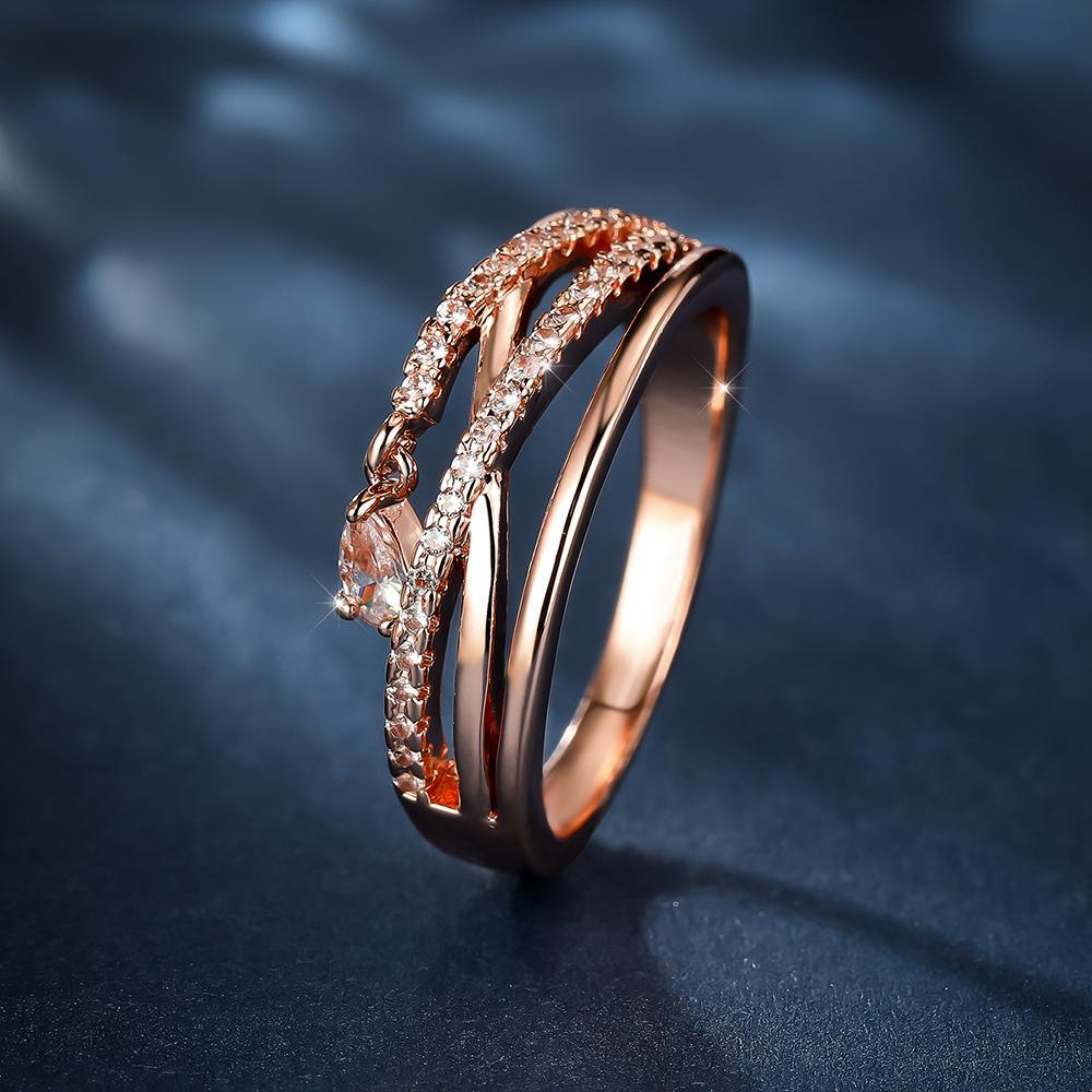 Statement Promise Ring Inlaid Shiny Zircon 18K Gold Plated Copper Wedding Band Ladies Rings Accessories Party Gift