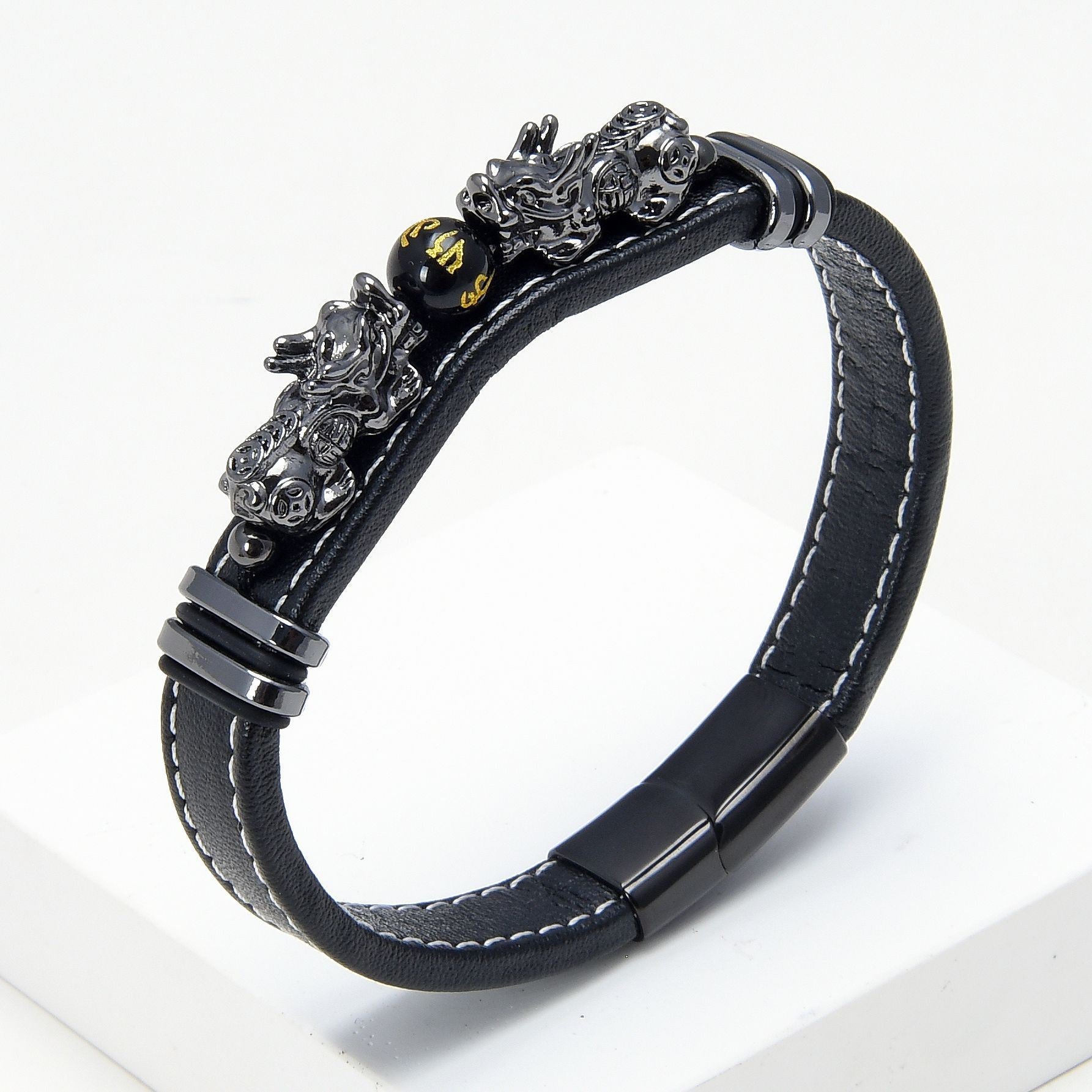 Single Layer Pixiu Stone Leather Rope Bracelet