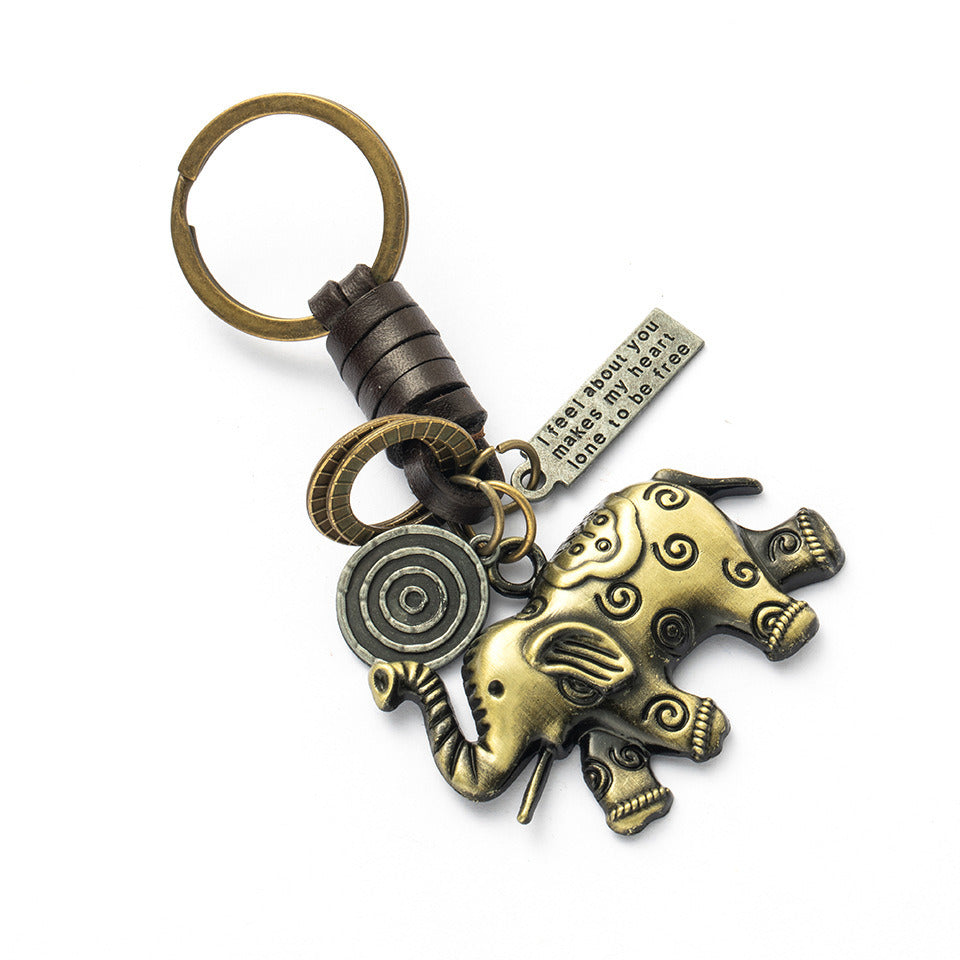 Women's Fashion Vintage Handwoven Leather Keychain