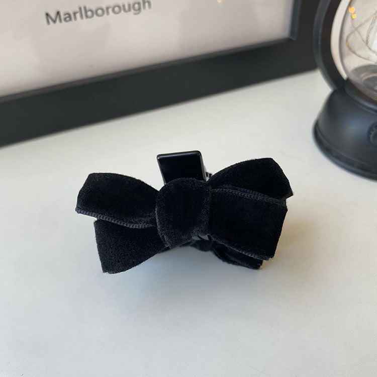 Hairpin Black Velvet Bow With Delicate Sides