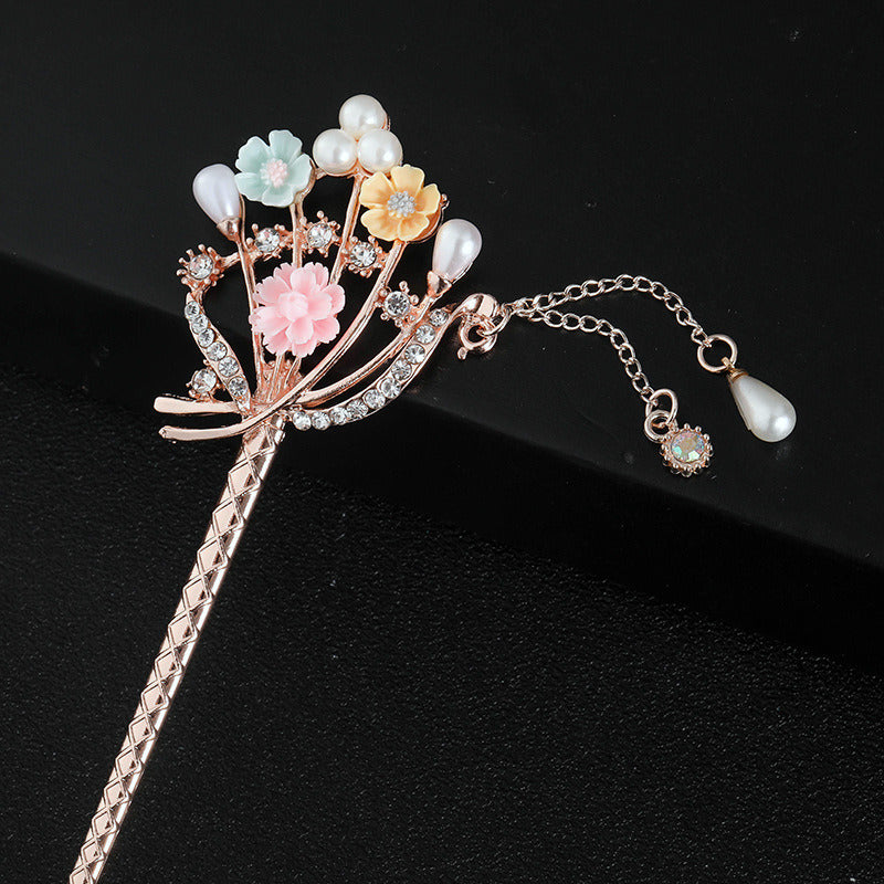 Bride's Vintage Tassel Classic Hairpin