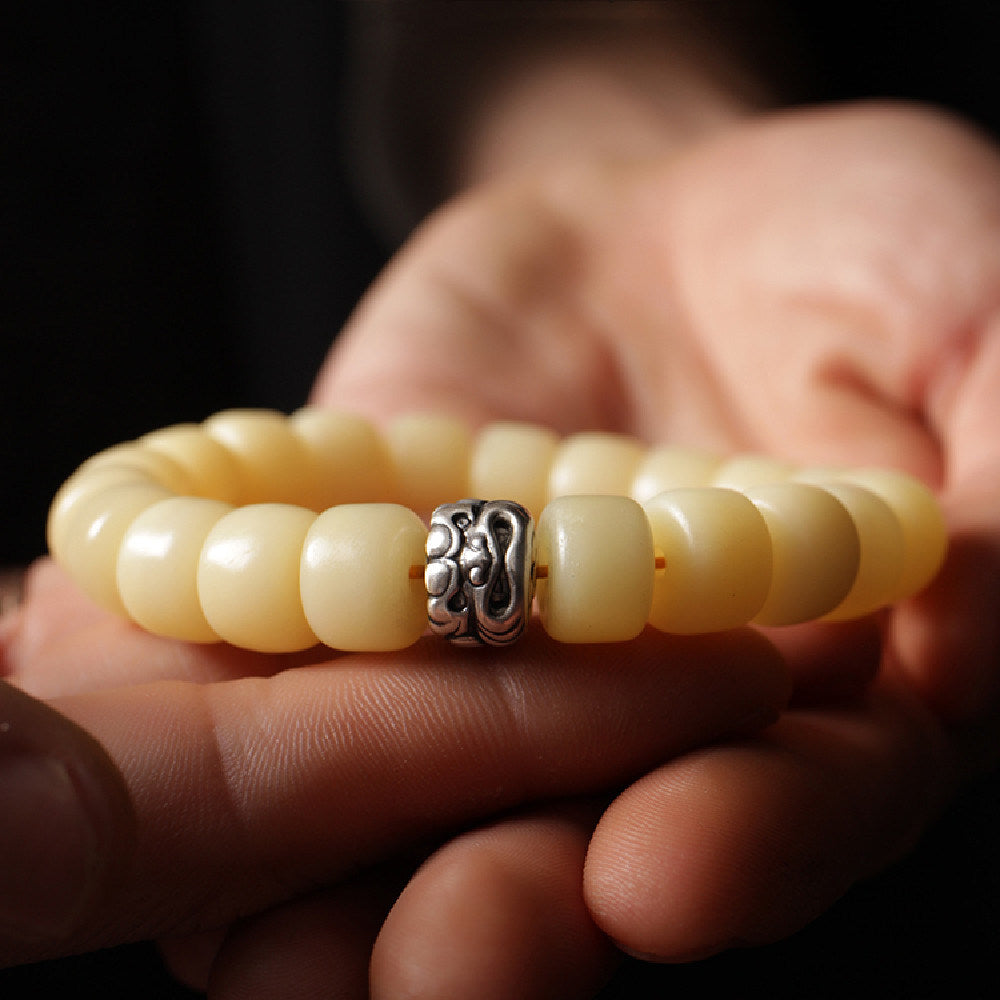 Camel Bone Bracelet With Soft Bodhi Seeds