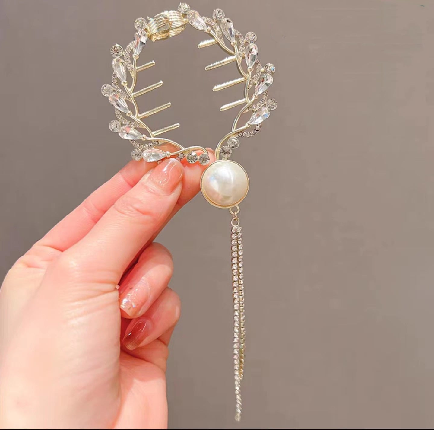 Women's Fashion Back Head Grab Clip