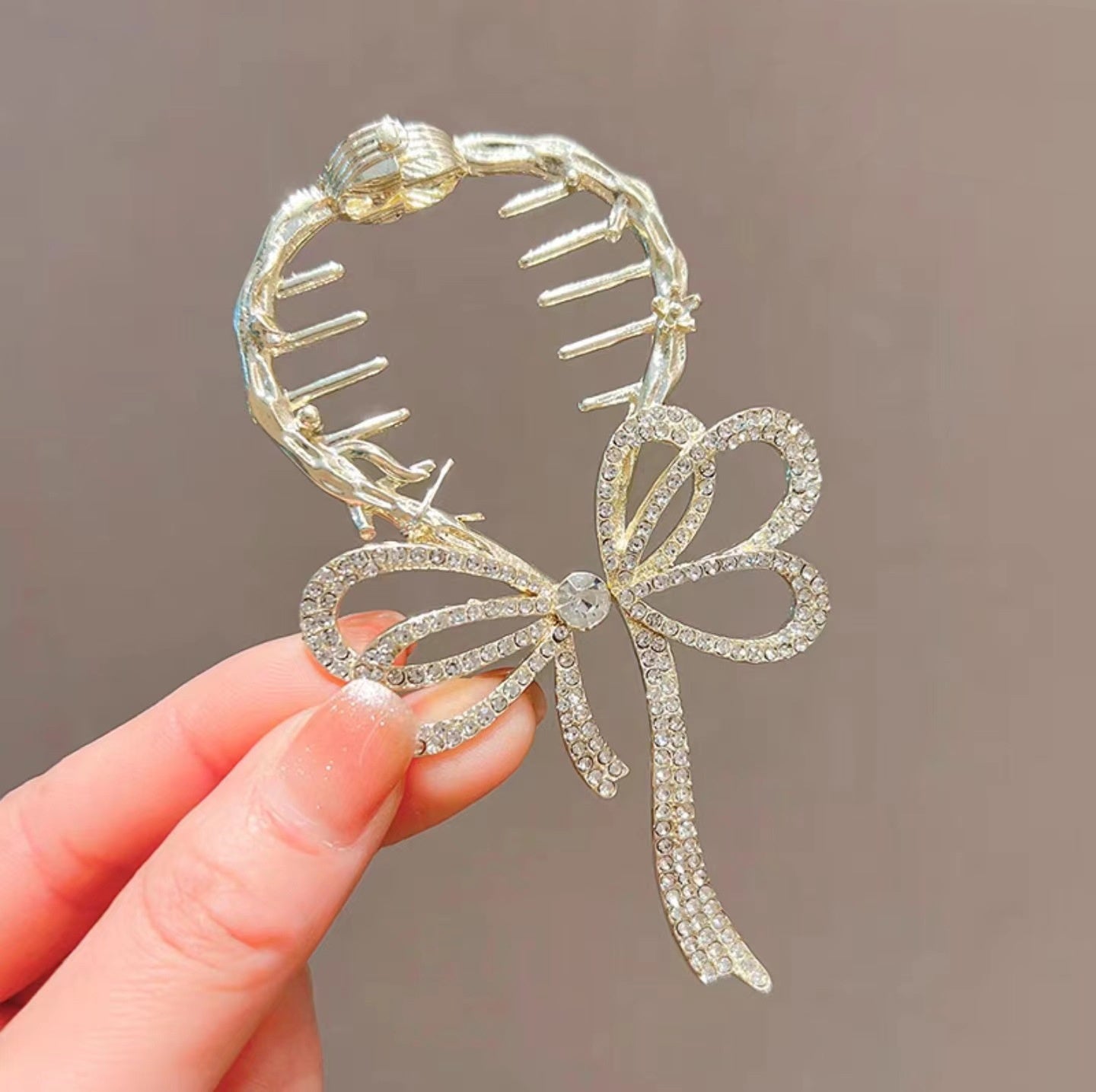 Women's Fashion Back Head Grab Clip