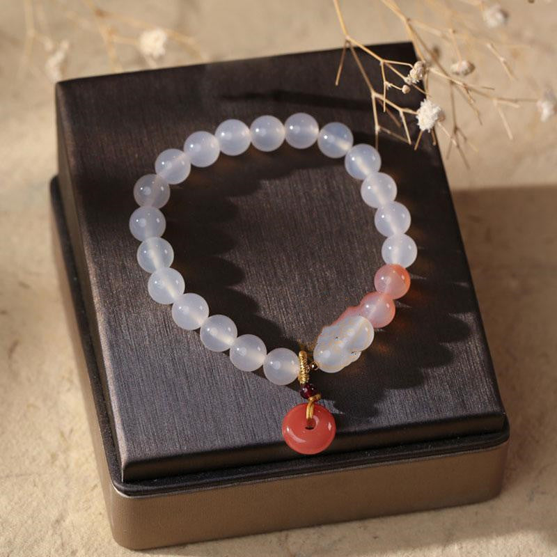 Single-loop Natural Agate Bracelet With Peace Clasp Pendant