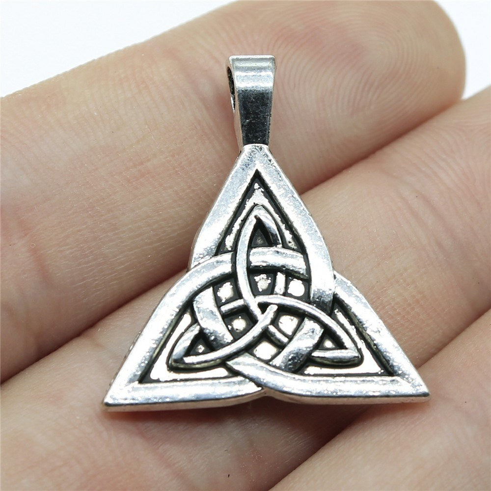 Vintage Jewelry Accessories Celtic Amulet Pendant