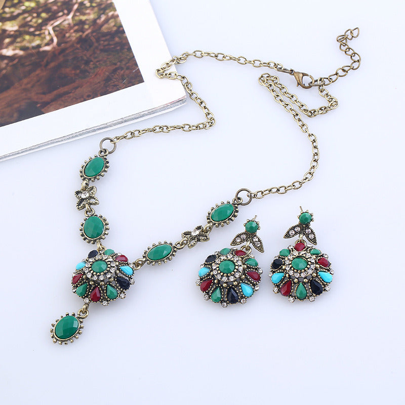 European And American Fashion Cool Classical Court Ethnic Style Earrings Jewelry Retro Necklace Set With Colorful Gems