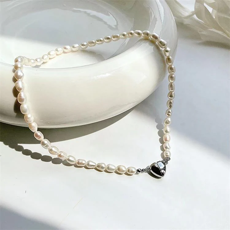 Baroque Natural Pearl Necklace Women's Love