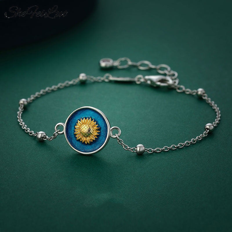 Women's Fashionable Simple Vintage Sunflower Style Bracelet