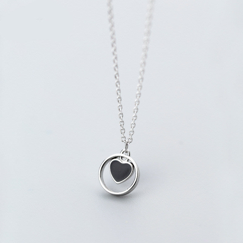 Women's Simple Round Hollow Heart Necklace Clavicle Chain