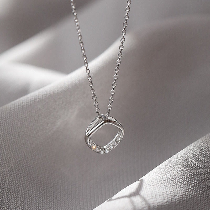 Women's Simple Geometric Square Necklace Clavicle Chain