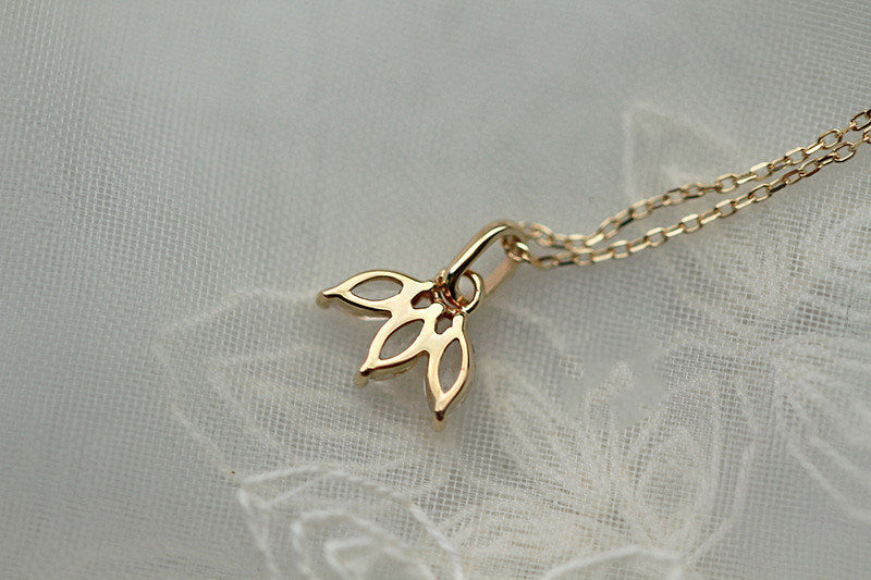 Simple Japanese And Korean Collarbone Pendant Necklace