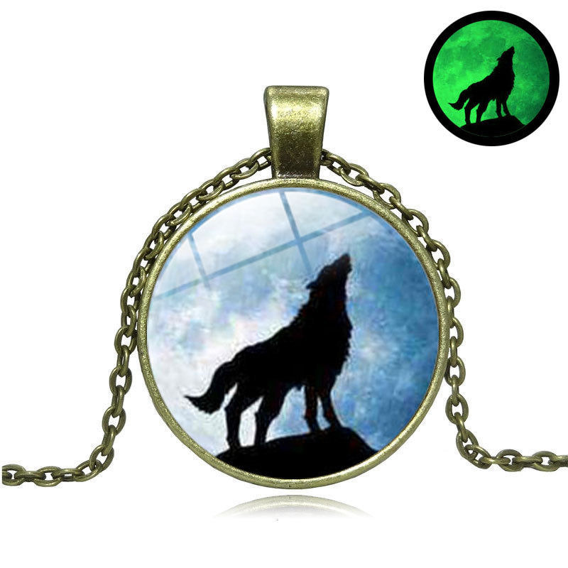 Howling Wolf Time Stone Noctilucent Necklace Women's Fashion Creative Pendant Jewelry Cross-border Hot Clavicle Chain