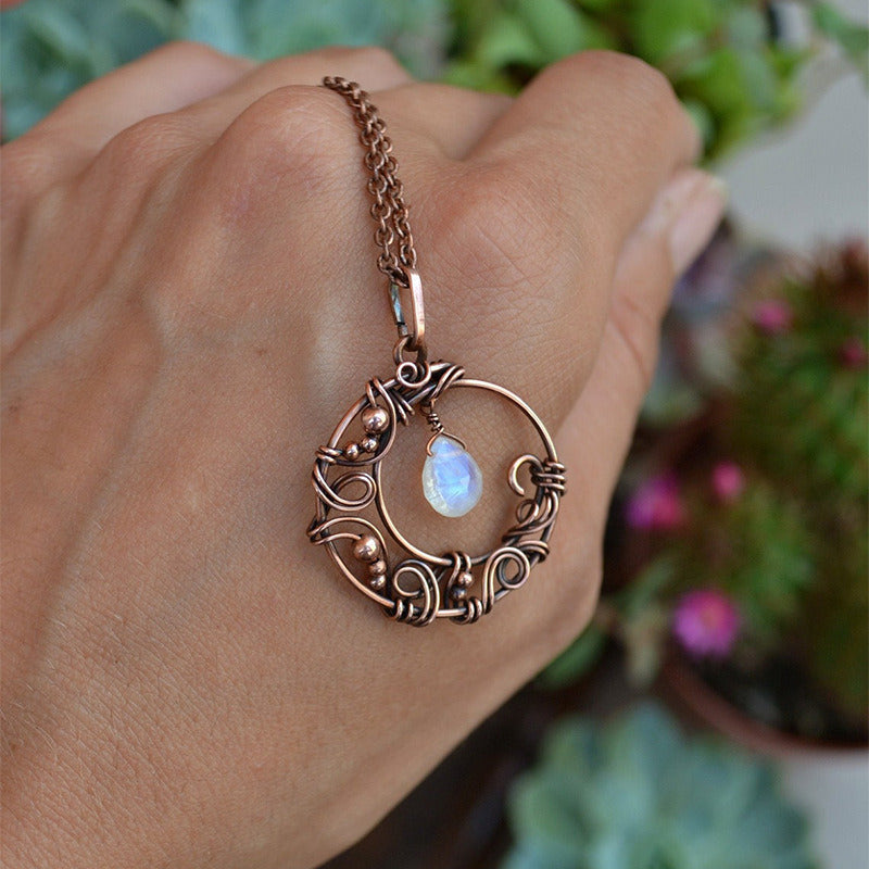 Vintage Hollow Winding Red Copper Moon Pendant Moonstone Necklace