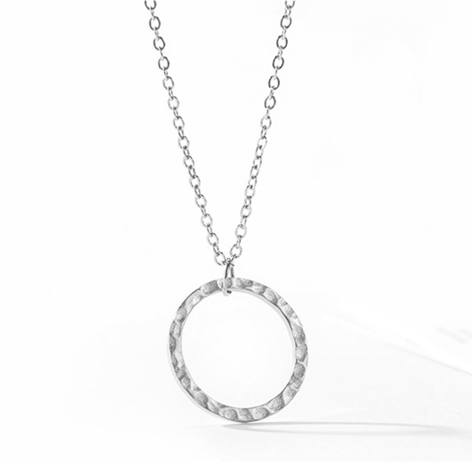 Temperament Clavicle Chain Round Pendant