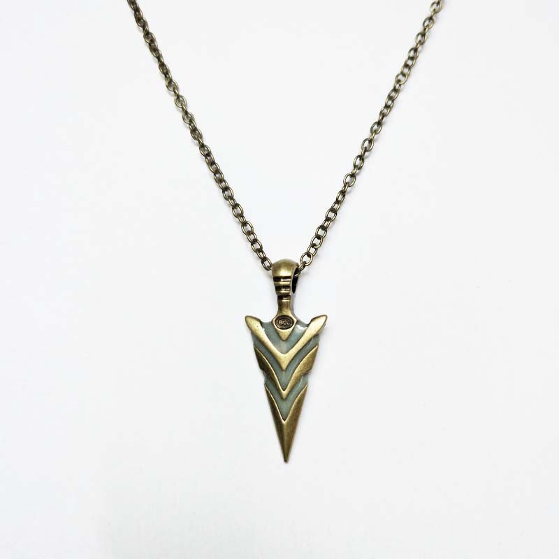 Luminous Arrow Necklace Vintage Light-emitting Pendant