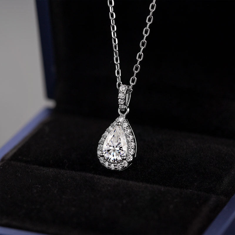 Fashion Water Drop 1 Carat Moissanite Necklace