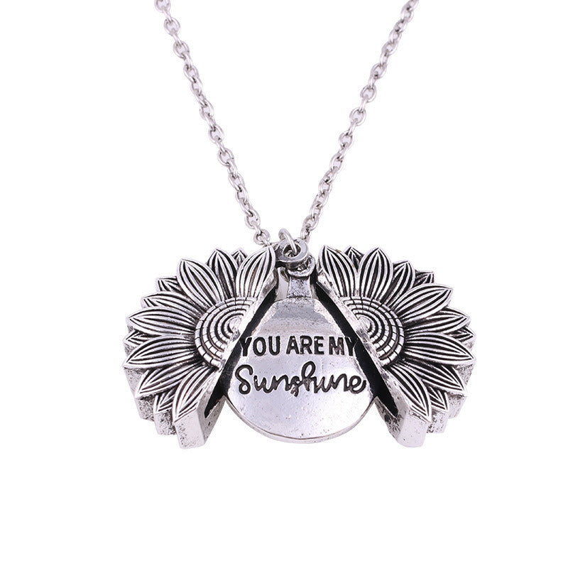 Flower-shaped Necklace Alloy Flower Sunflower Double Layer Inscription Necklace Bone-punched Chain