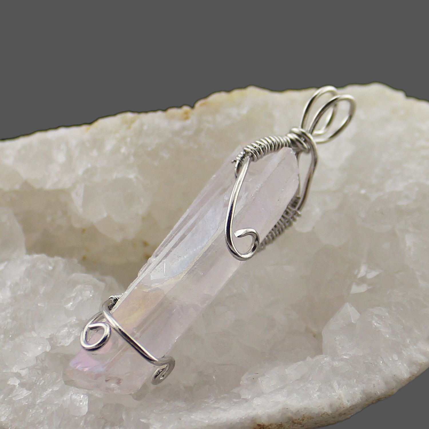 Creative Products Handmade Winding Natural Crystal Column Rough Stone Pendant