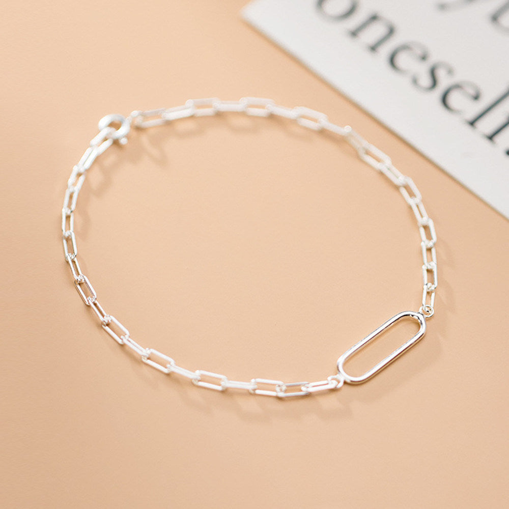 Silver Simple Fashion Oval Interlocking Bracelet Temperament