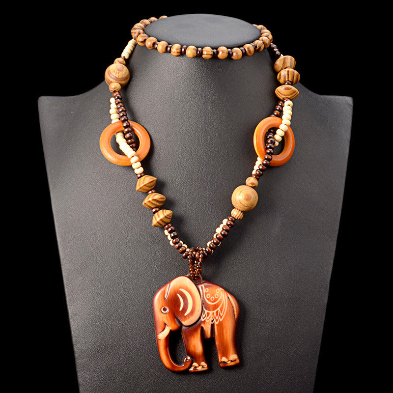 European And American Ethnic Fashion Retro Artistic Accessories All-match Wooden Long Necklace Elephant Pendant Men And Women Jewelry Hanging