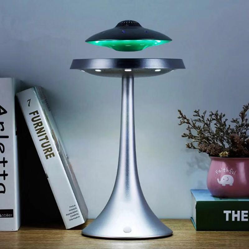 Bluetooth stereo Wireless charging ufo life Wireless bluetooth speakers Fashion lamp