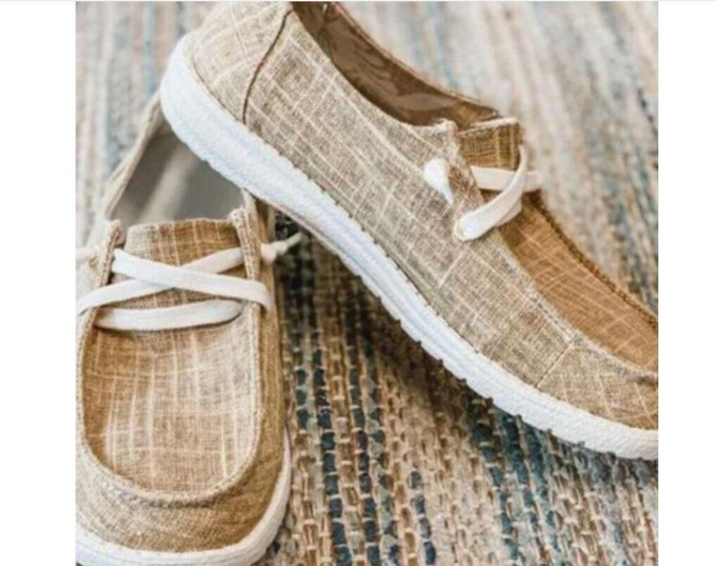 Lightweight Slip On Canvas Shoes